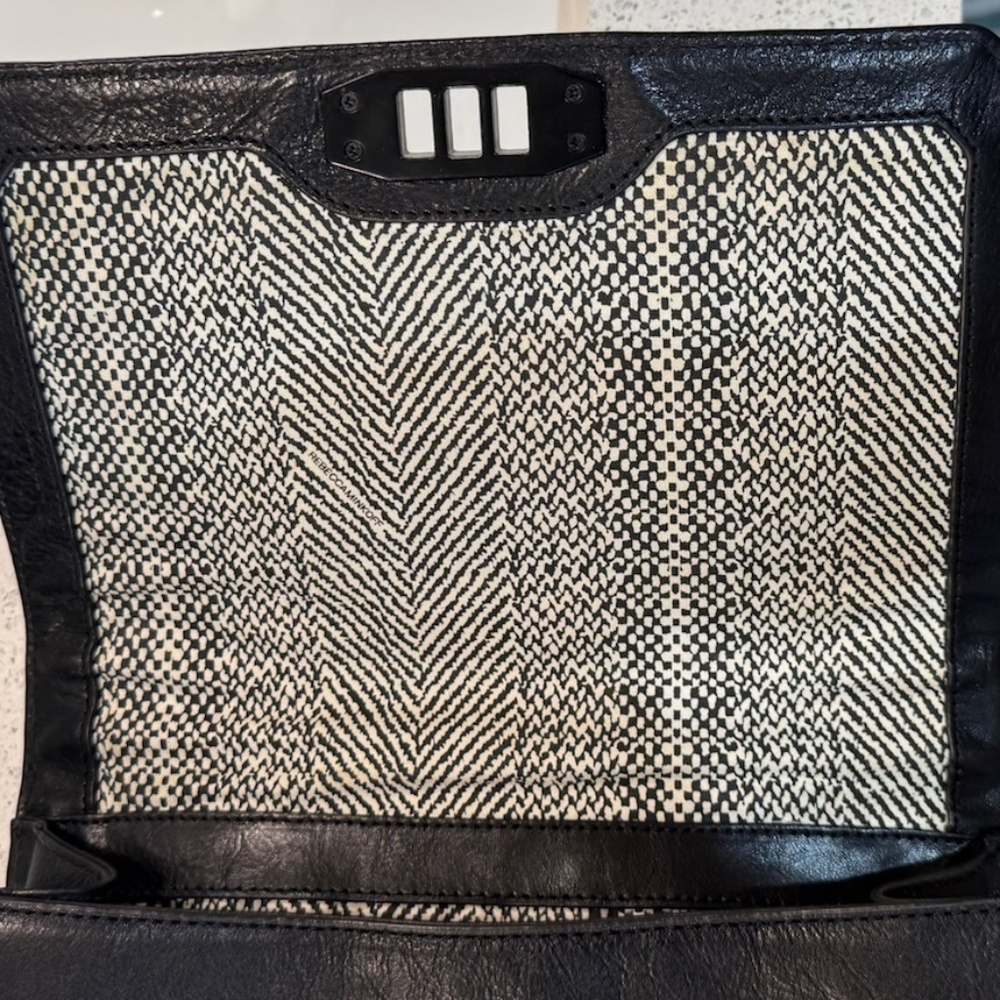 Rebecca Minkoff Love Quilted Leather Crossbody Bag - Picture 6 of 7